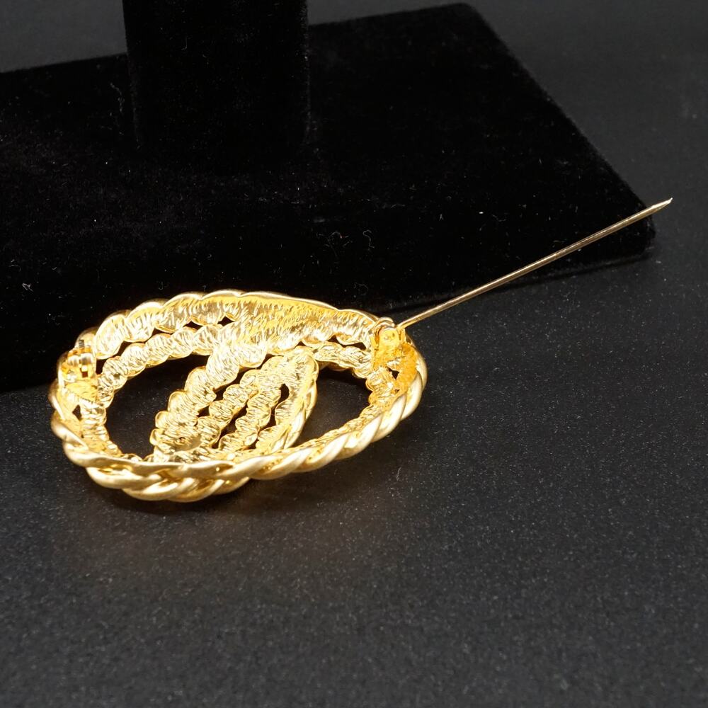 Interlocking Rope Design Gold Tone Oval Brooch Pin Rope Motif Nautical Openwork - Picture 3 of 6